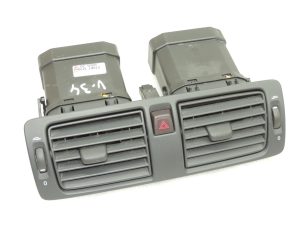 Volvo V50 ventilation grille air vent center 39872957
