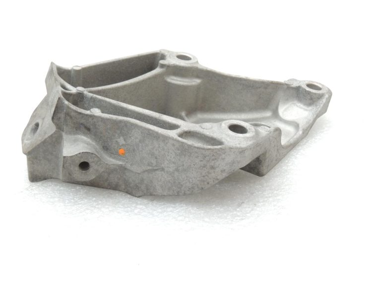 Oriģinālais BMW F20 F21 F22 F22 F30 F31 F34 dīzeļdzinējs B47 Dzinēja stiprinājums pa kreisi 22116859415