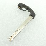 BMW F30LCI F31LCI F35LCI F80LCI durvju slēdzeņu cilindrs ar atslēgu