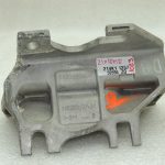 Renault Dacia Clio IV Duster Pārnesumkārbas stiprinājuma kronšteins kreisais 112220570R OEM 112220570R