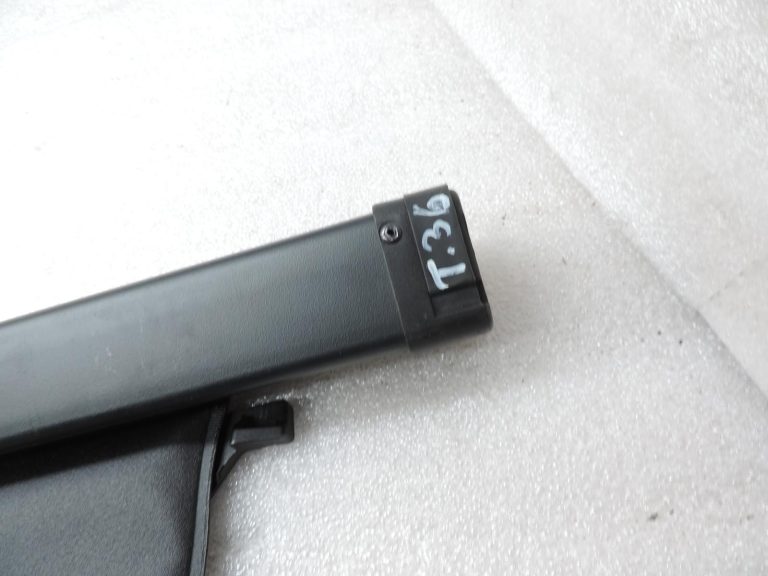 Oriģināls 2002-2007 Toyota Corolla E12 Station wagon nodalījuma pārsegs rullis
