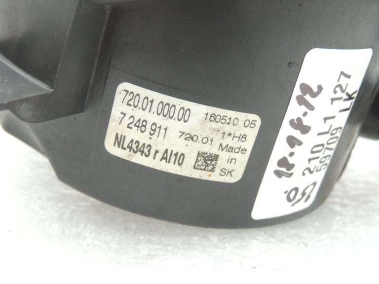 Oriģinālā BMW F20 F21 F22 F22 F30 F31 F34 Priekšējais kreisais miglas lukturis 63177248911