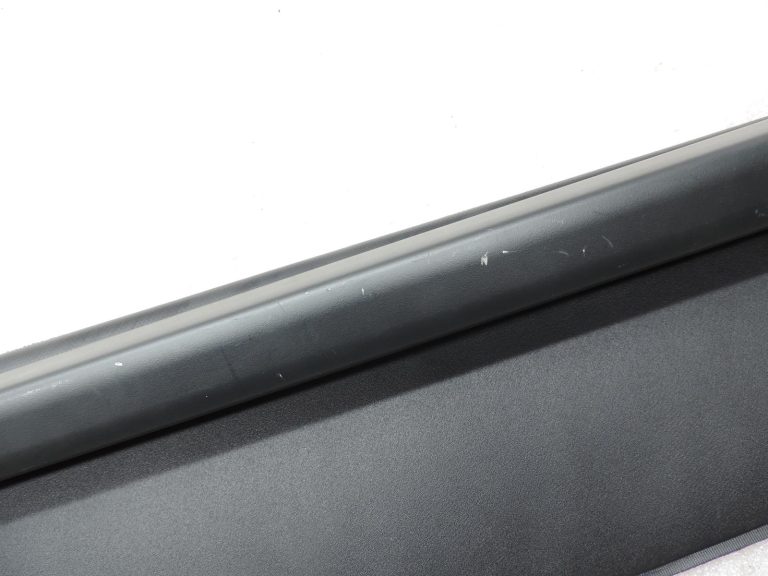 Oriģināls 2002-2007 Toyota Corolla E12 Station wagon nodalījuma pārsegs rullis
