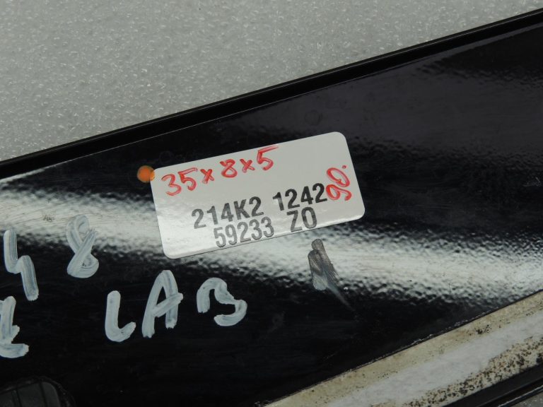 Volvo V60 I C-statnes durvju apdare pa labi 31424512