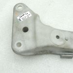 Oriģinālā BMW F20 F21 F22 F22 F30 F31 F34 pārnesumkārbas tilta pārnesumkārbas stiprinājums 22316859417