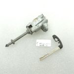 BMW F30LCI F31LCI F35LCI F80LCI durvju slēdzeņu cilindrs ar atslēgu