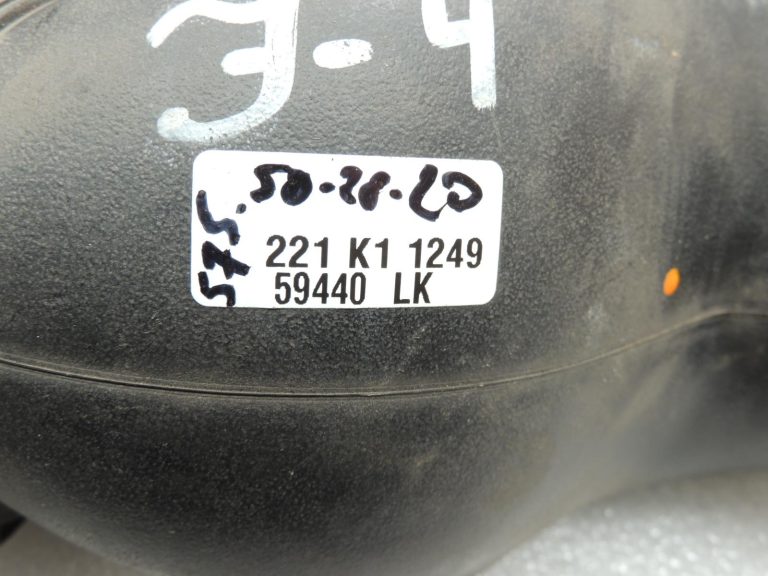 Mitsubishi Pajero V7 V6 3.2 DI-D 4M41 Gaisa ieplūdes kolektors MR481402