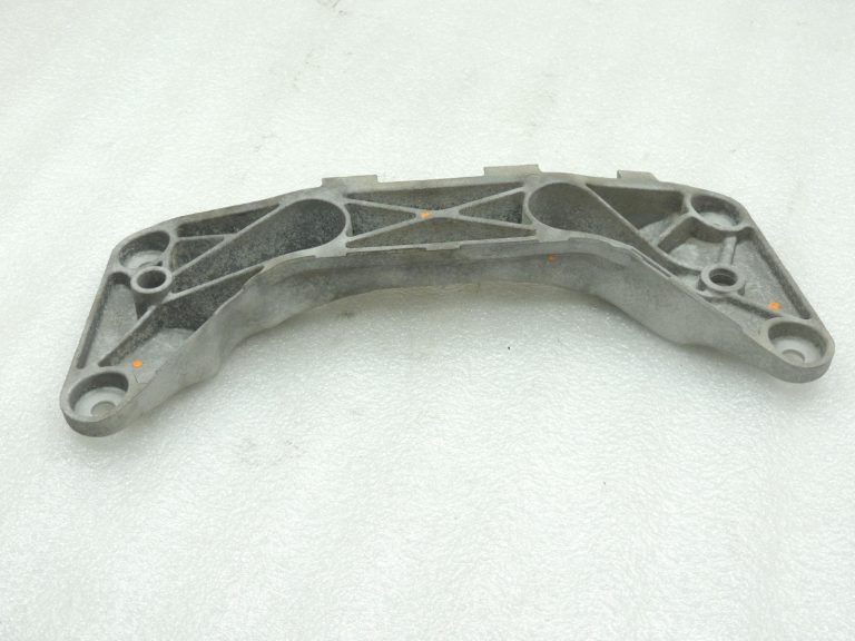 Oriģinālā BMW F20 F21 F22 F22 F30 F31 F34 pārnesumkārbas tilta pārnesumkārbas stiprinājums 22316859417