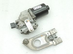 OE BMW F30 F31 F34 F35 F80 F32 F33 Windshield wiper motor 7267503