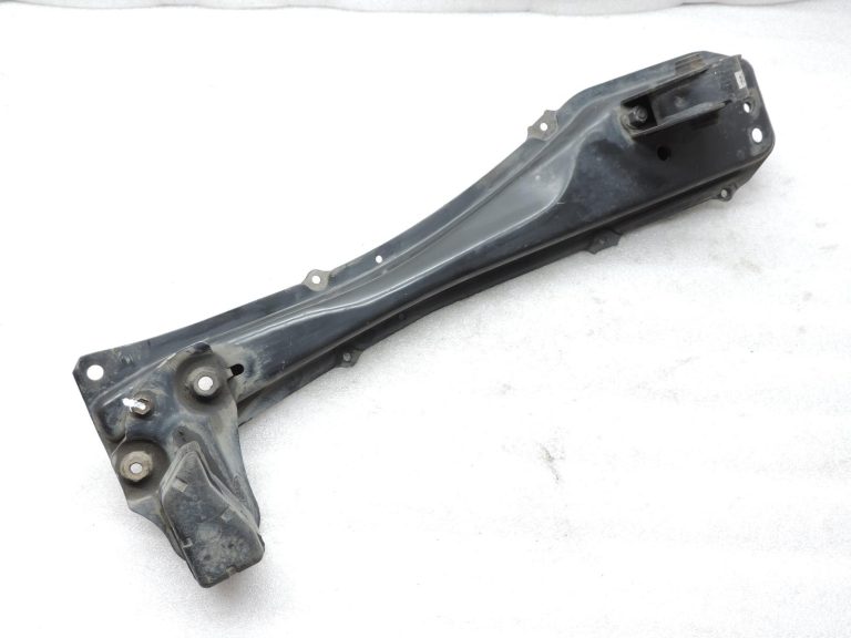 Oriģinālā 2004-2009 Toyota Corolla Verso AR10 motora stiprinājuma šķērssijas konstrukcija