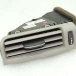 Volvo V60 I 2.0D Ventilācijas režģis B-pilona kreisajā pusē 39802475