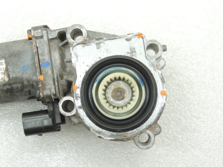 BMW X3 E83 E53 E70 Pārnesumkārbas ATC400 pārnesumkārbas servopiedziņa 7528559