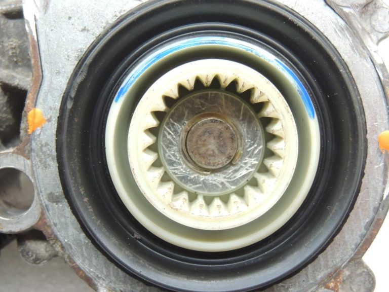 BMW X3 E83 E53 E70 Pārnesumkārbas ATC400 pārnesumkārbas servopiedziņa 7528559