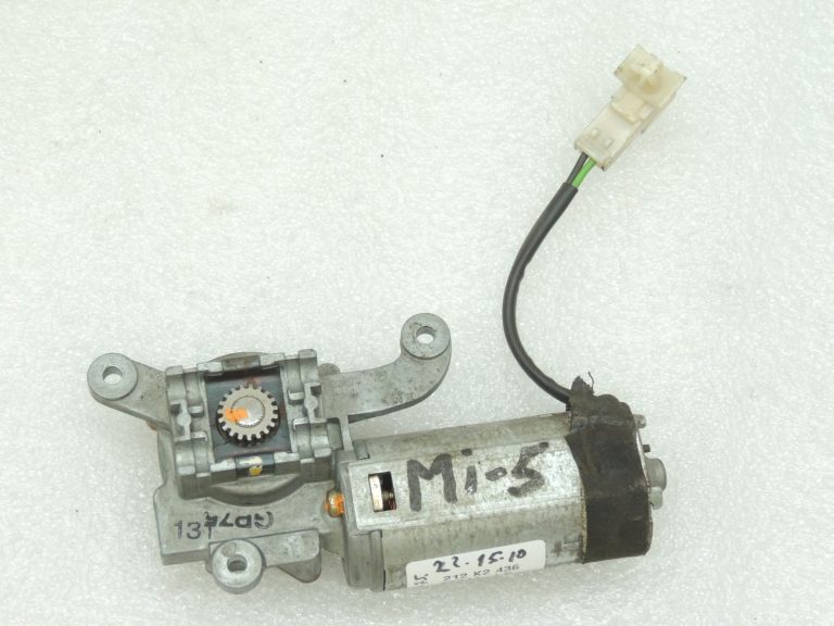Mitsubishi Pajero K94W K96W Eclipse D32A Jumta pārsega mehānisms MR287154