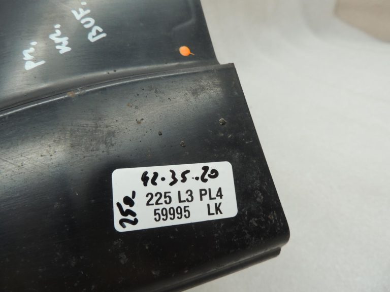 OE BMW F30LCI F31LCI priekšējā bampera miglas lukturu kronšteins, kreisais, LCI