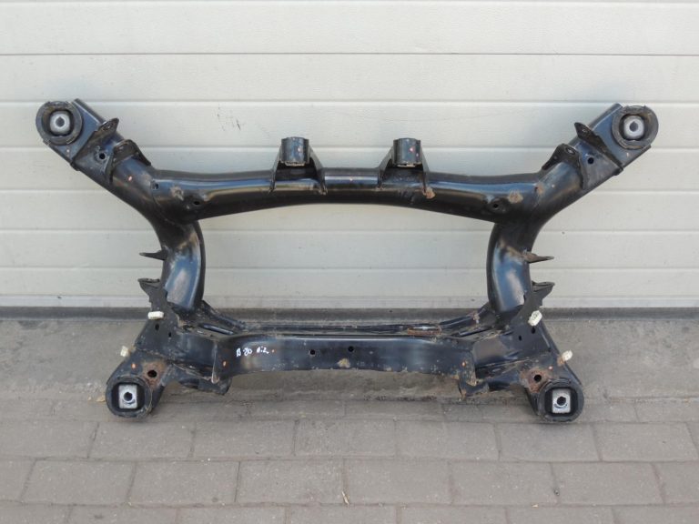 Oriģinālā BMW F30 F31 F33 F33 F36 aizmugurējā tilta sijas aizmugurējā tilta sijas 33316792507