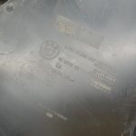 OE BMW F30 F31 F35 F80 aizmugurējā kreisā apakšējā apdare 51757258047