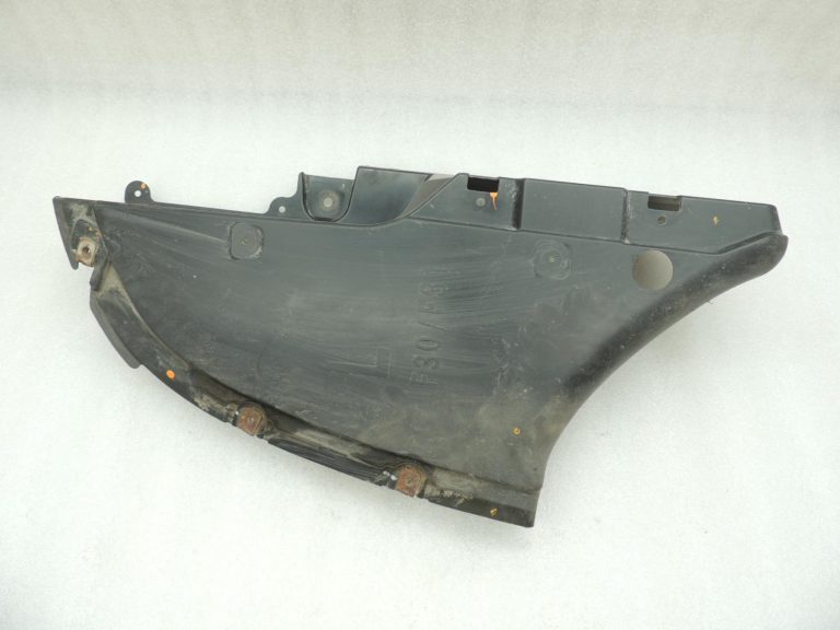OE BMW F30 F31 F35 F80 aizmugurējā kreisā apakšējā apdare 51757258047