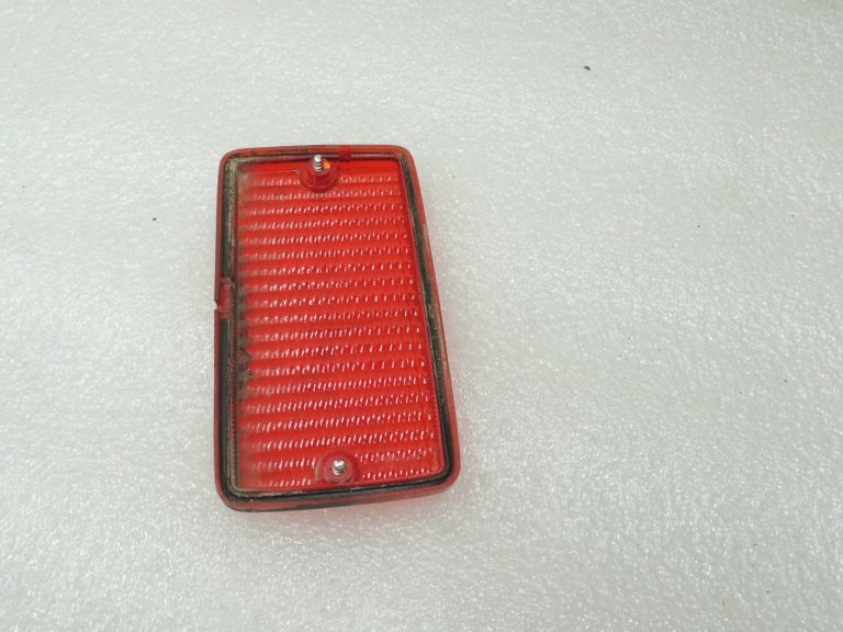 Mitsubishi L200 K7 K6 Aizmugures miglas lukturis 🚨 DEFEKTĪVS 🚨 MR296241