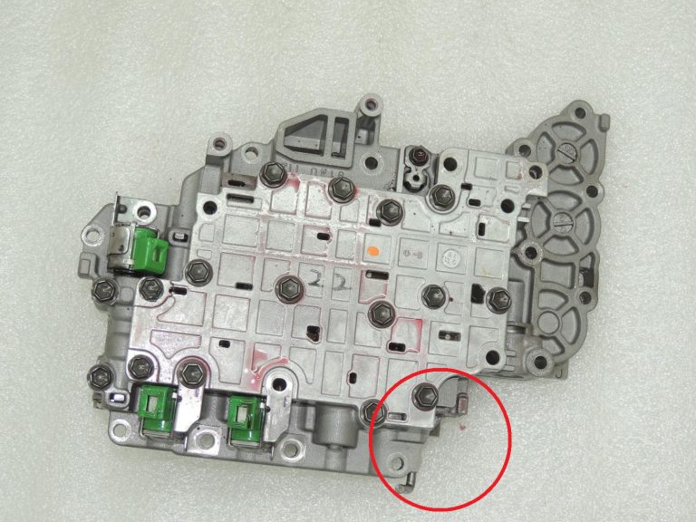 Suzuki SX4 vārstu bloka automātiskā transmisija AISIN 60-40 LE 2650079J11
