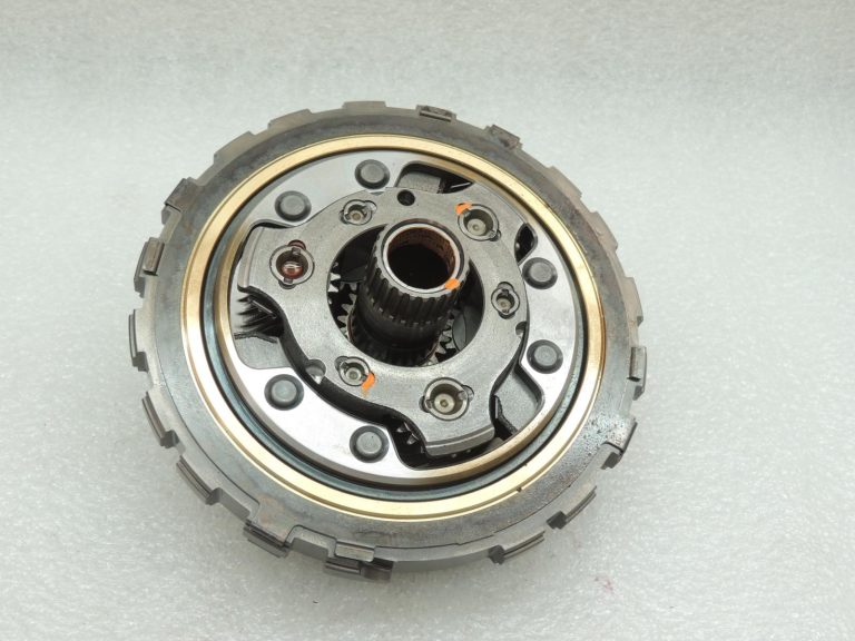 Oriģinālā Suzuki SX4 I RW416 1,6i benzīna automātiskā pārnesumkārba 2494077M10