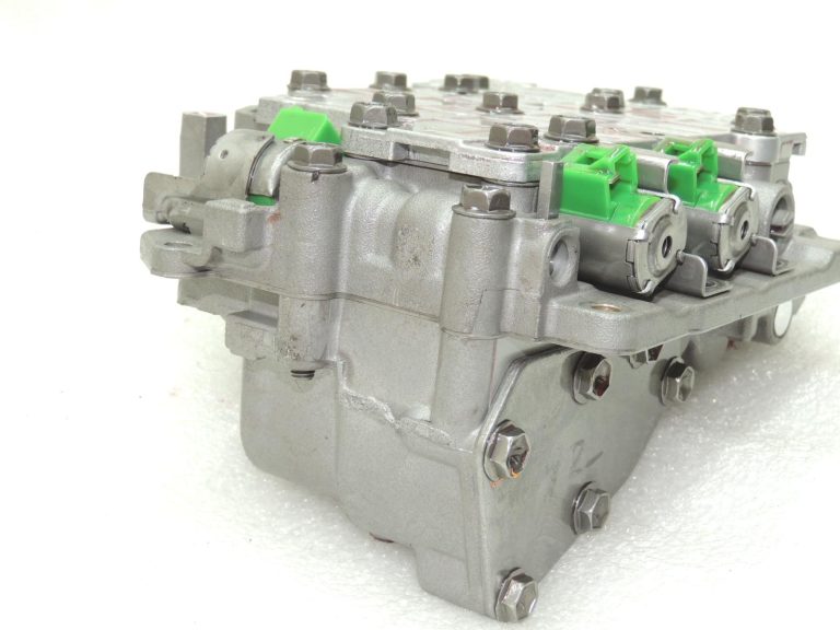 Suzuki SX4 vārstu bloka automātiskā transmisija AISIN 60-40 LE 2650079J11