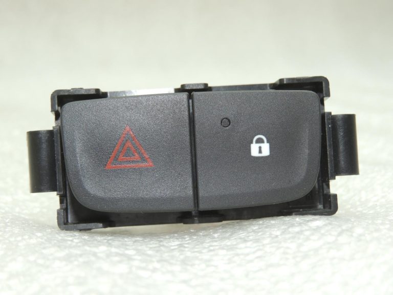 OEM Opel Vivaro B Renault Trafic III avārijas gaismas slēdzis, durvju bloķēšanas slēdzis