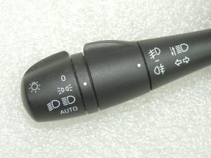 OEM Opel Vivaro B Renault Trafic III pagrieziena signālu slēdzis 95517229