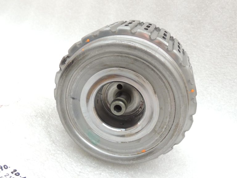 Oriģinālais oriģinālais Suzuki SX4 I RW416 1,6i benzīna automātiskās transmisijas priekšējais sajūgs 2420068J10