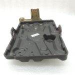 Mitsubishi Pajero V64W V68W V78W Akumulatora pozīcija priekšpusē MR440936