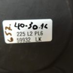 Mitsubishi Pajero V64W V68W V78W Akumulatora pozīcija priekšpusē MR440936