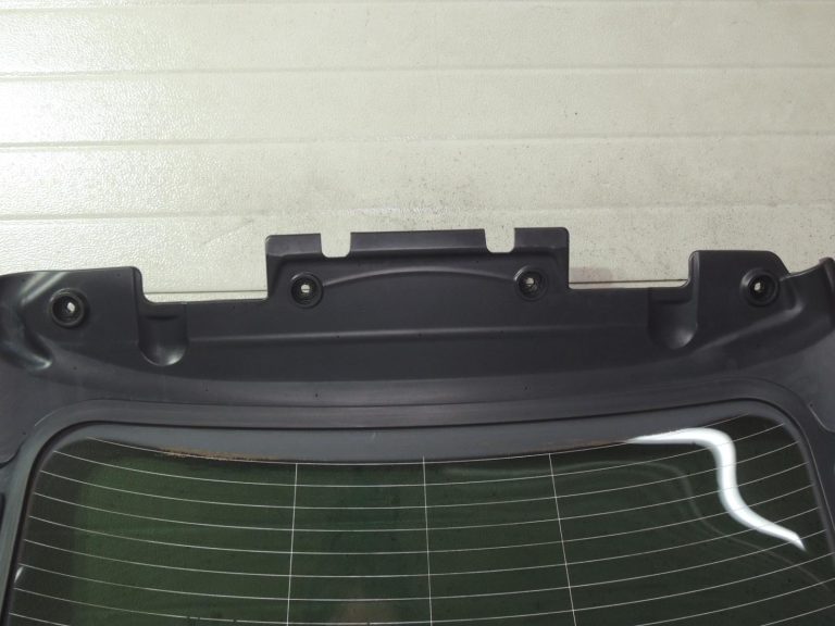BMW 3\’ F31 +LCI aizmugurējā stikla stikls 51317300721