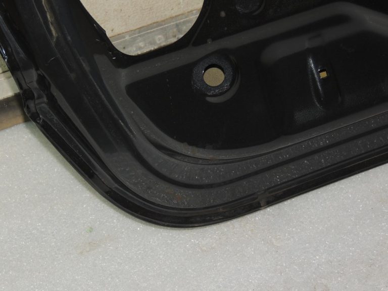 BMW 3\’ F31 +LCI aizmugurējās durvis 475 melns-safīra metālika 41007314180