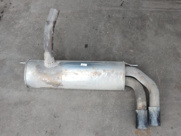 OE BMW F30, F31, F32, F33, F36 dīzeļdzinēju izplūdes sistēmas galvenais klusinātājs 8578011