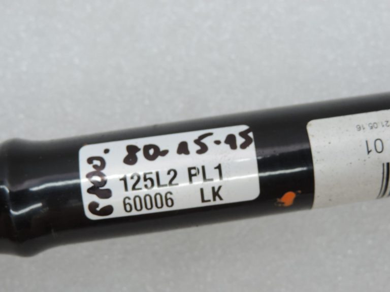 BMW F20, F21, F22, F30, F31, F34, F35 aizmugurējā kreisā piedziņas vārpsta, D=25 mm, 8680347