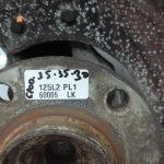 OE BMW F30 F31 F35 priekšējā labā riteņa šarnīrs, riteņa rumba, riteņa gultnis 31216792288