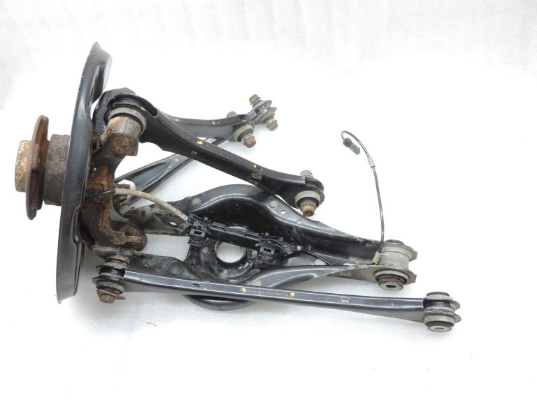 OE BMW 3. sērijas F30, F31, F35 pagrieziena gultnis aizmugurējai asij, kreisā puse 6792525