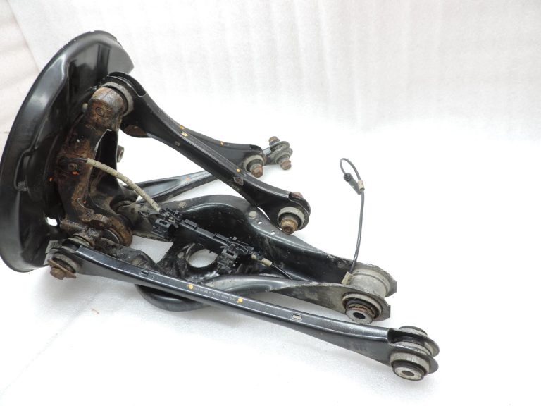 OE BMW 3. sērijas F30, F31, F35 pagrieziena gultnis aizmugurējai asij, kreisā puse 6792525