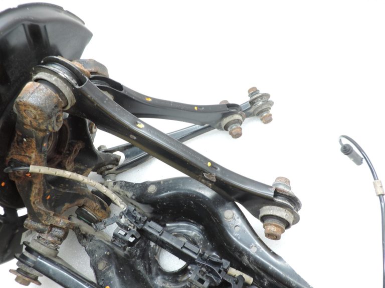 OE BMW 3. sērijas F30, F31, F35 pagrieziena gultnis aizmugurējai asij, kreisā puse 6792525
