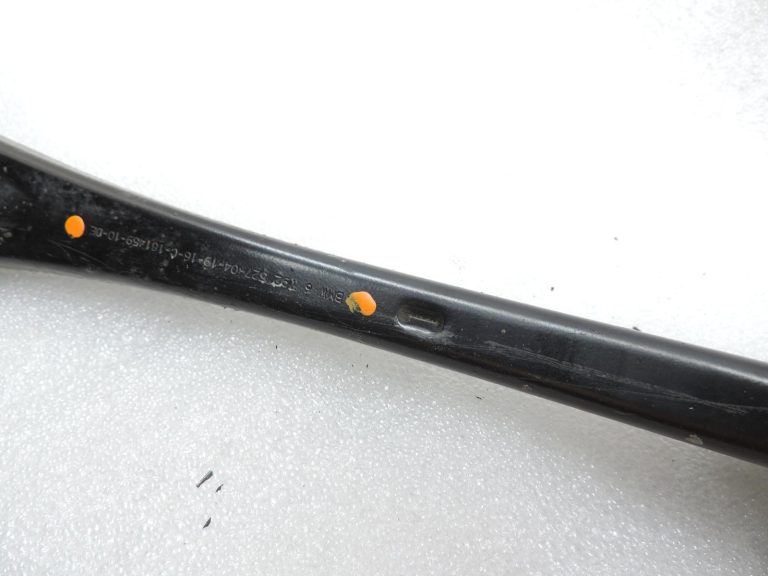 OE BMW 3. sērijas F30, F31, F35 pagrieziena gultnis aizmugurējai asij, kreisā puse 6792525