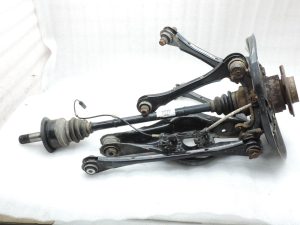 OE BMW 3. sērijas F30, F31, F35 pagrieziena gultnis aizmugurējai asij, labā puse 6792524