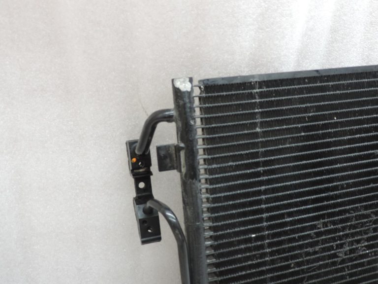 OE BMW F20, F21, F22, F30, F31 gaisa kondicionēšanas kondensators, AC radiators 64506804722