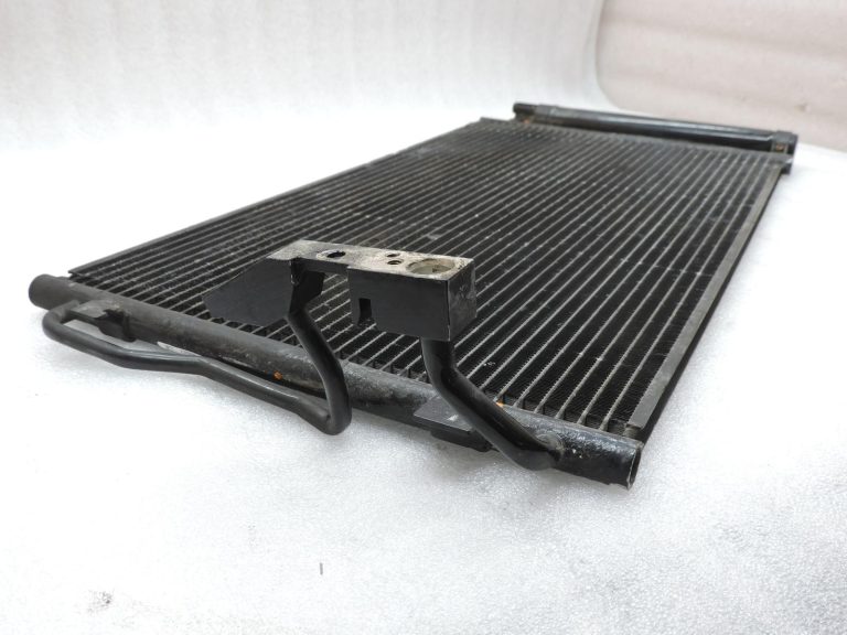 OE BMW F20, F21, F22, F30, F31 gaisa kondicionēšanas kondensators, AC radiators 64506804722