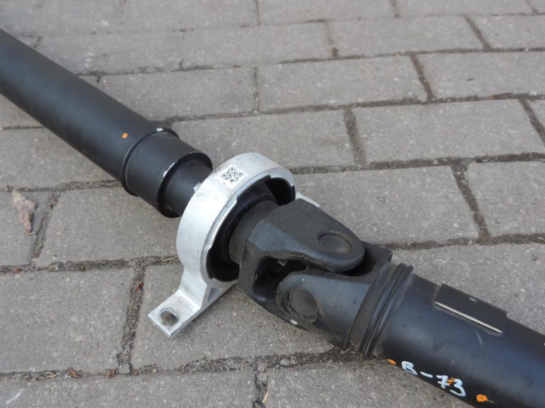|BMW E60 E61 automātiskās pārnesumkārbas kardāna vārpsta, garums 1628 mm, 7551734