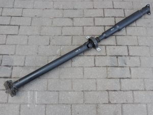 BMW F22, F30, F31, F32 automātiskā pārnesumkārba, kardāna vārpsta, garums 1571 mm, 8605231