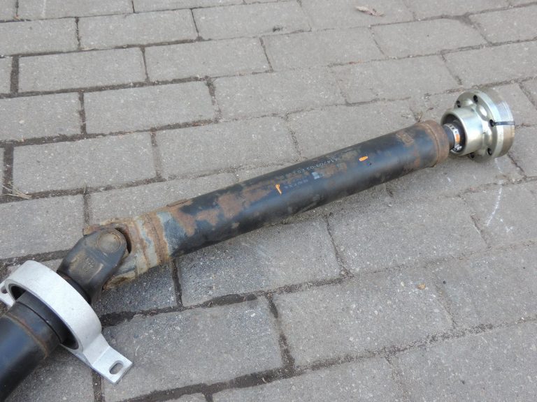 BMW X3 E83 mehāniskā pārnesumkārba kardāna vārpsta, garums 1252 mm, aizmugurējā, 26103414709