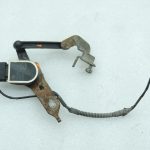 BMW F20, F21, F22, F30, F31, F34 aizmugurējais kreisais līmeņa sensors ar savienotāju 6860843