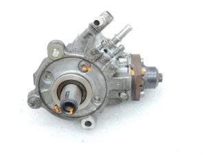 OE BMW F20, F21, F22, F30, F31 2,0 dīzelis B47 degvielas sūknis, augstspiediena sūknis 8511626