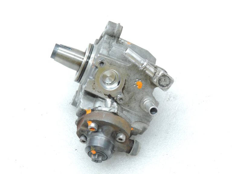 OE BMW F20, F21, F22, F30, F31 2,0 dīzelis B47 degvielas sūknis, augstspiediena sūknis 8511626