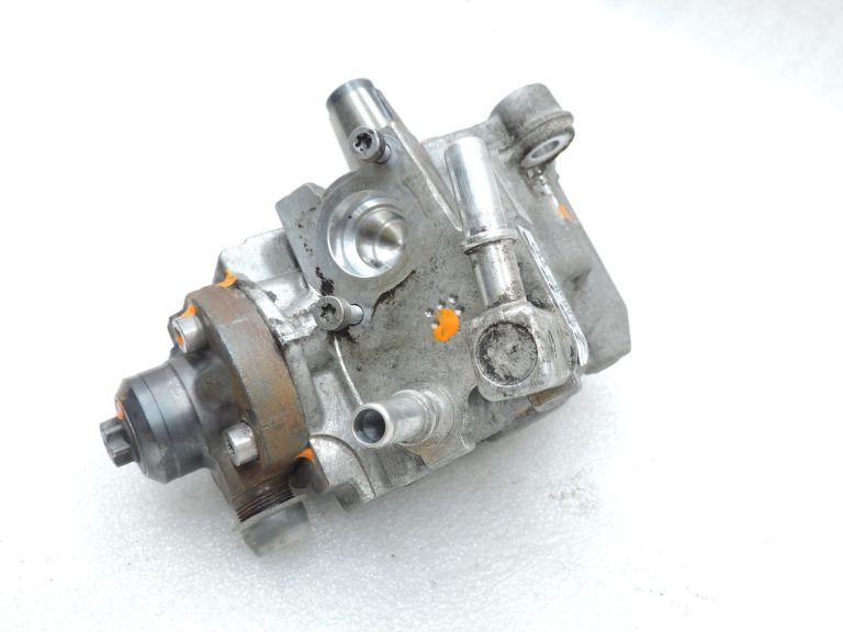 OE BMW F20, F21, F22, F30, F31 2,0 dīzelis B47 degvielas sūknis, augstspiediena sūknis 8511626